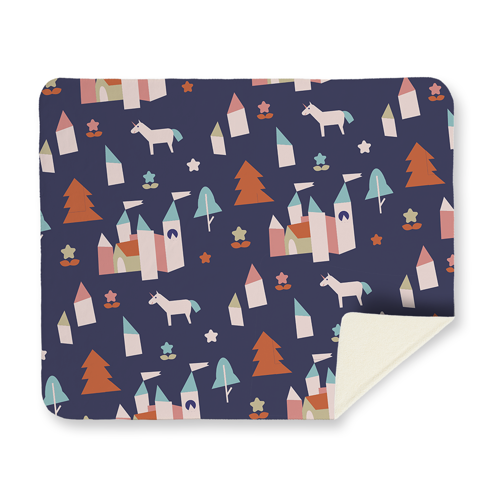 castle-and-unicorn-pattern-blanket-sherpa-landscape.png