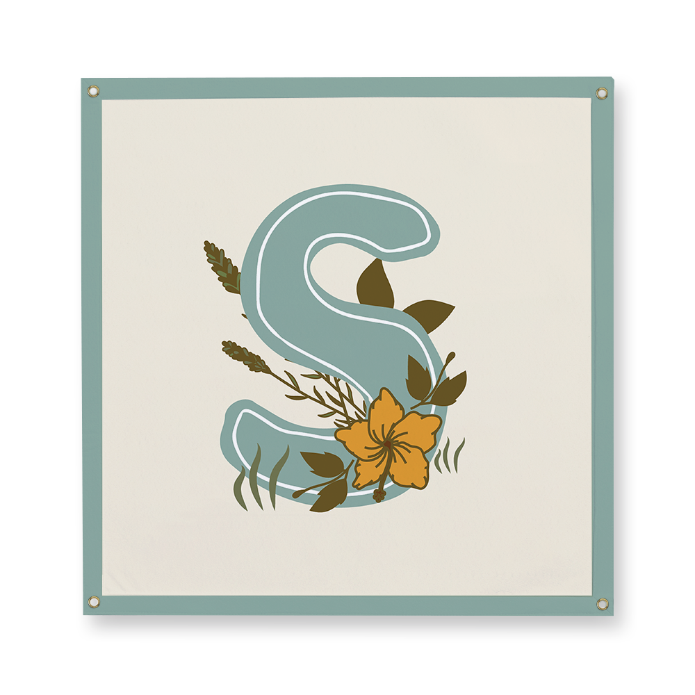 vintage-floral-letter-s-camp-flag-square