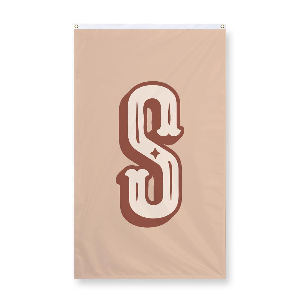 western-style-letter-s-display-flag