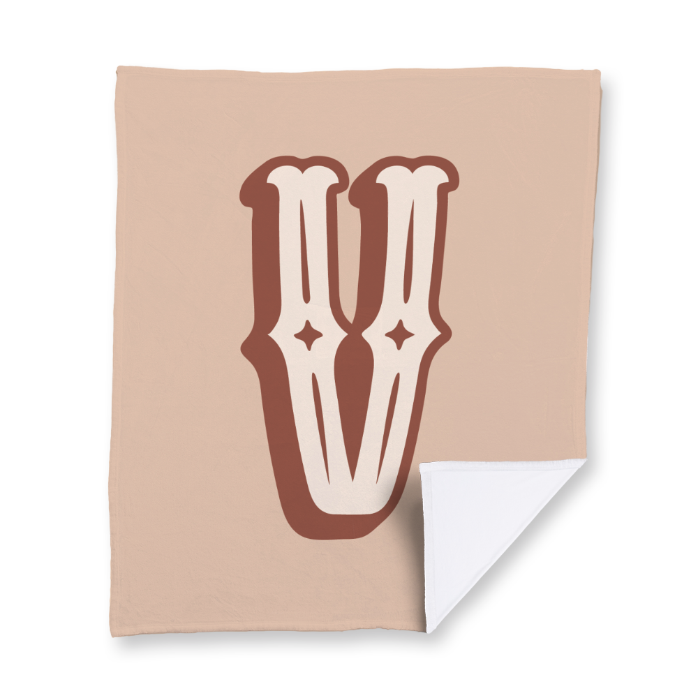 western-style-letter-v-blanket-velvety